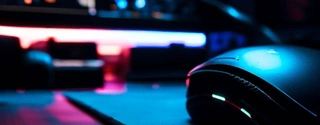 2023 Best Gaming Mouse Pad - Wireless Charging, RGB Lighting