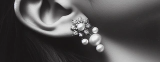 2023 Earring Guide: Diamond Feather vs Pearl Drop & more!