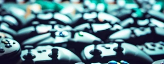 2023 Guide: Comparing Xbox Controllers for Your Gaming Needs