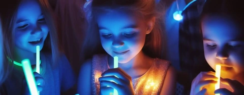 2023's Top Glow Stick Packs: Comparing 100 Glowsticks