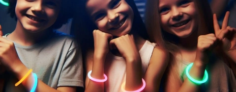2023 Ultimate Glow Party Supplies: Festive Sticks & Bracelets