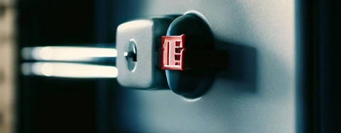 Comparing Child Safety Oven Locks: Which One is Best in 2023?