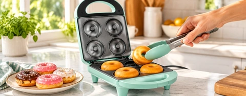 Ultimate Mini Donut Maker Review: Choosing the Best for Your Kitchen